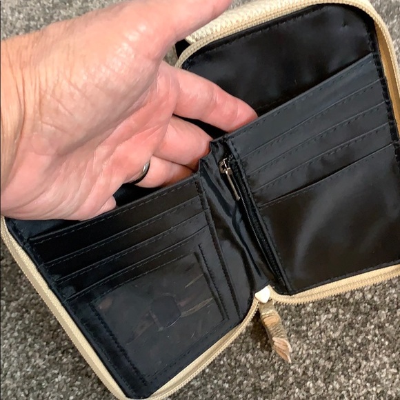 NWOT Tahari Crossbody Mini Bag - Picture 9 of 13